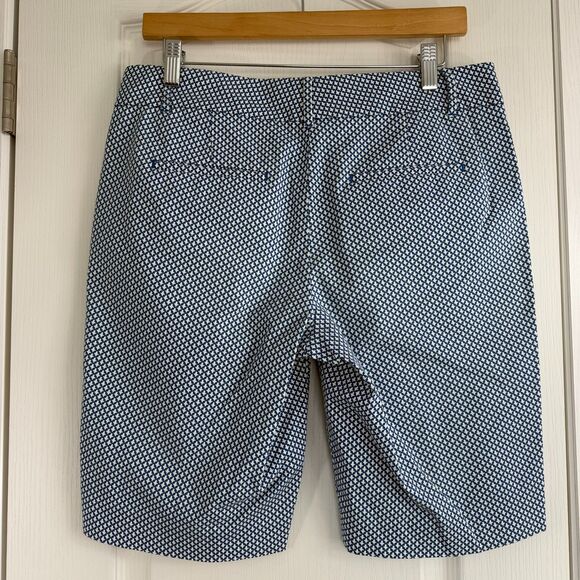 Ann Taylor Women's Devin Fit Bermuda Shorts Blue White Print Size 6 - Picture 2 of 10